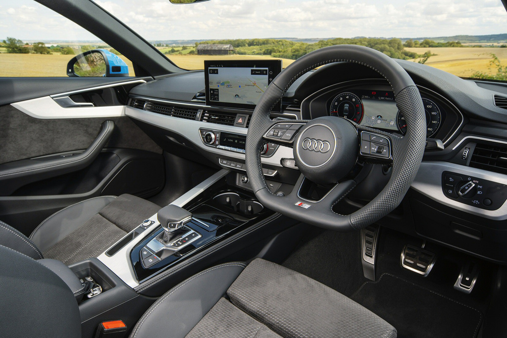 Audi A4 40 TDI 204 Quattro Black Edn 4dr S Tronic C+S