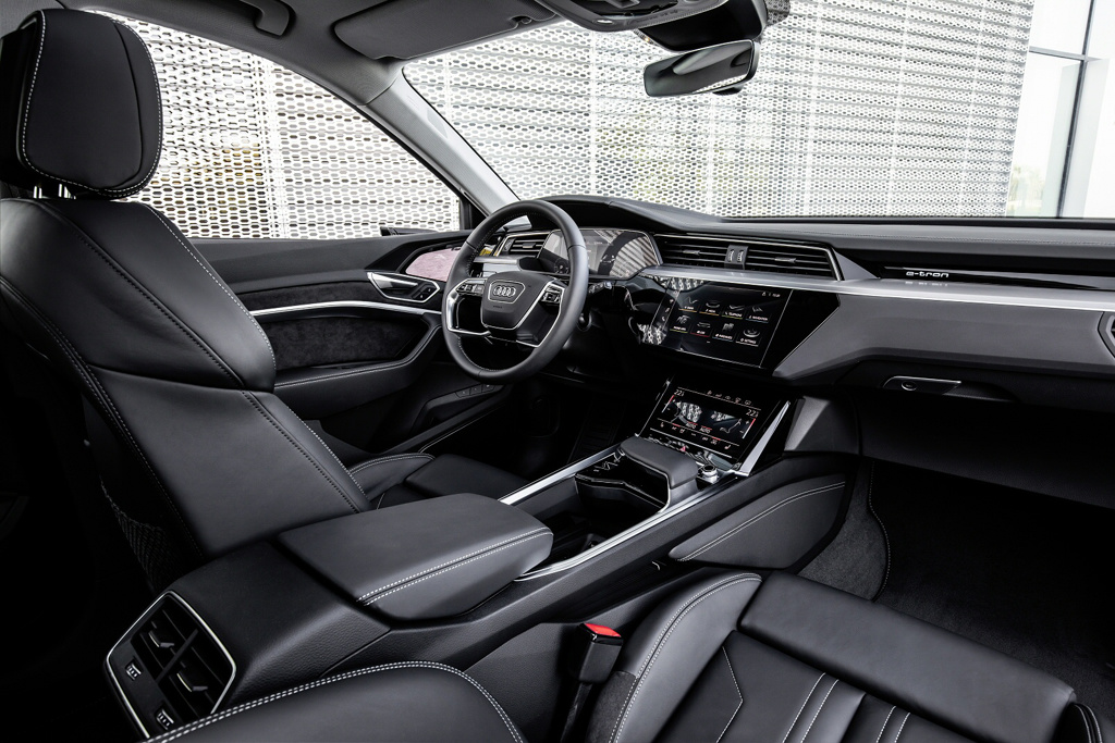 Audi e-tron 300kW 55 Quattro 95kWh Black Edition 5dr Auto