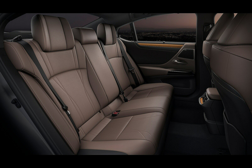 Lexus Es 300h 2.5 4dr CVT Premium Pack
