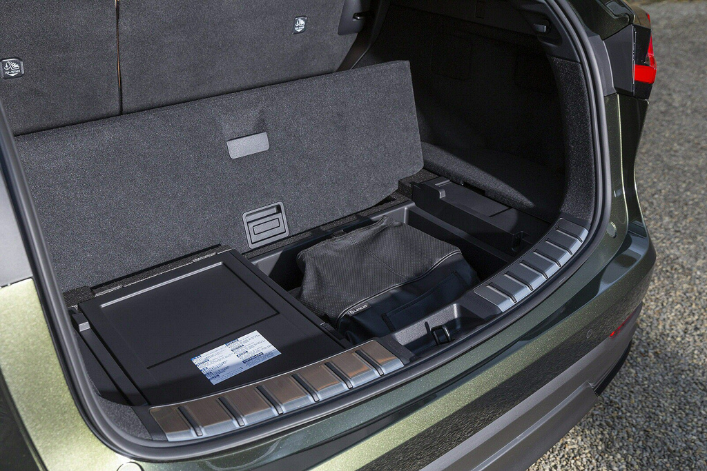 Lexus Nx 450h+ 2.5 5dr E-CVT Premium plus Pack/Sunroof