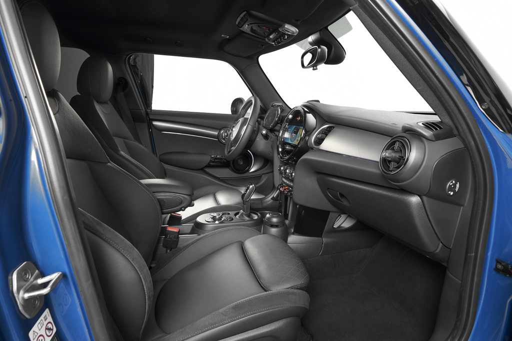 MINI Hatchback 2.0 Cooper S Exclusive 5dr Comfort/Nav Pack