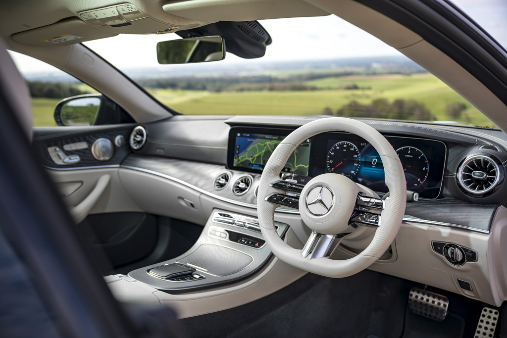 Mercedes-Benz E Class E300 AMG Line Night Ed Premium Plus 2dr 9G-Tronic