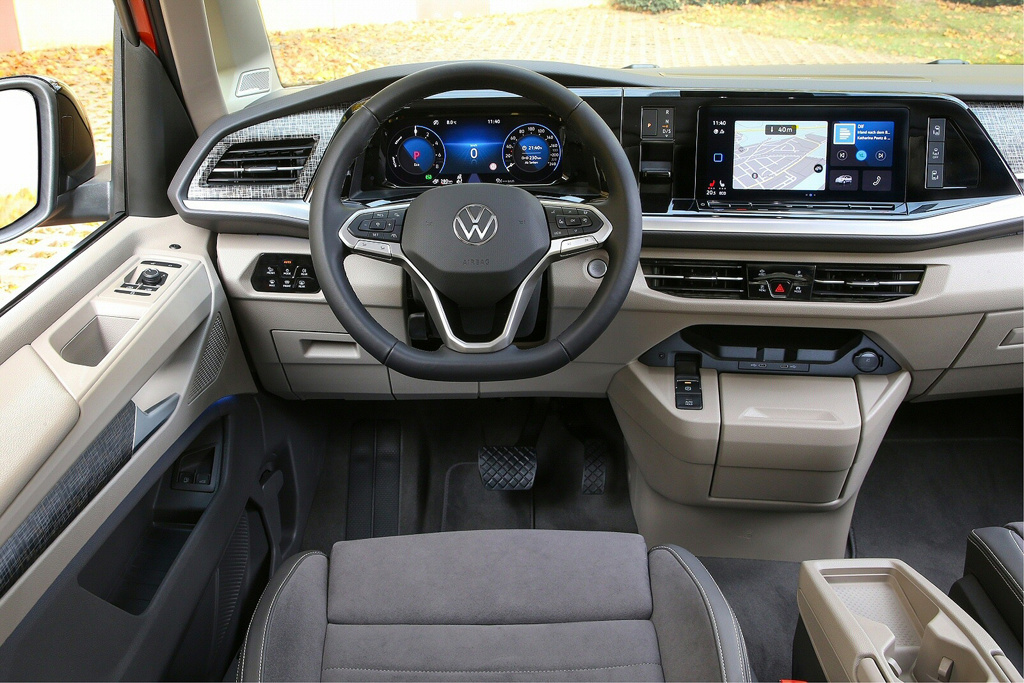 Volkswagen Multivan 1.5 TSI Life 5dr LWB DSG 6 Seat