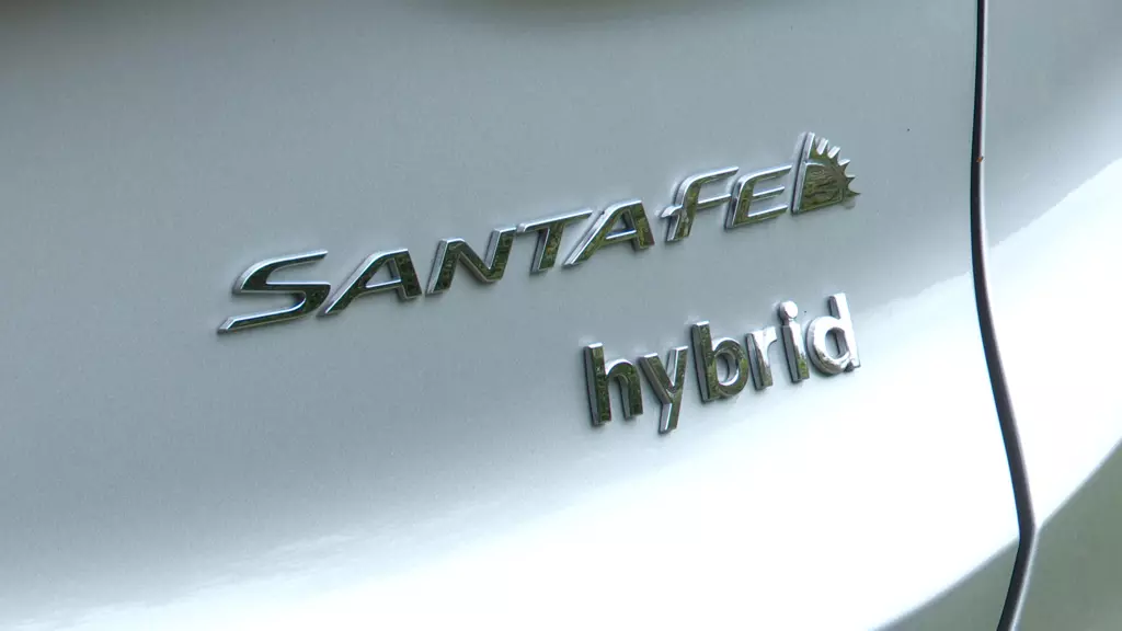 Hyundai Santa Fe 1.6 TGDi Hybrid Premium 5dr 4WD Auto
