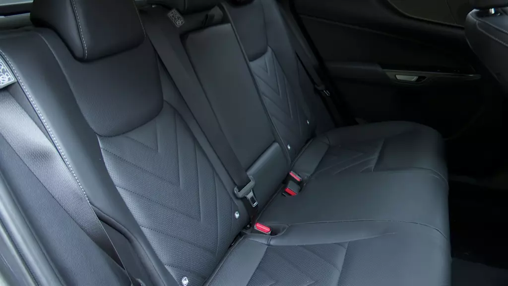 Lexus Nx 450h+ 2.5 5dr E-CVT Premium Pack