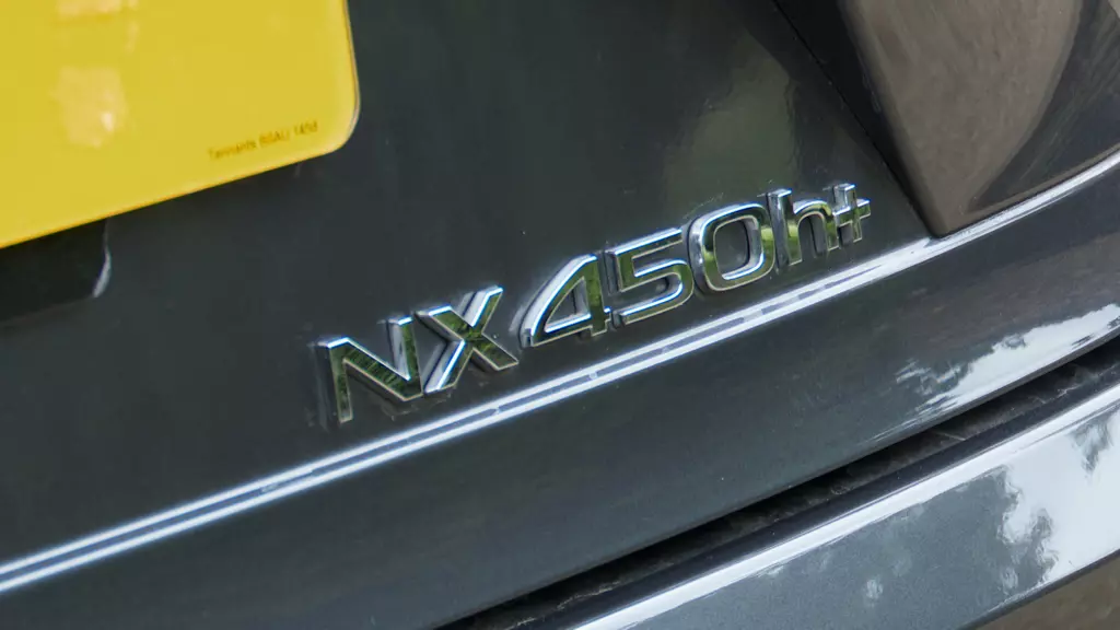 Lexus Nx 450h+ 2.5 F-Sport 5dr E-CVT Takumi Pack/Sunroof