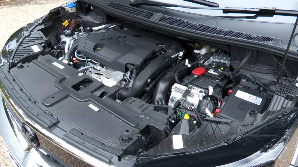 Vauxhall Grandland 1.6 Plug-in Hybrid GS 5dr Auto